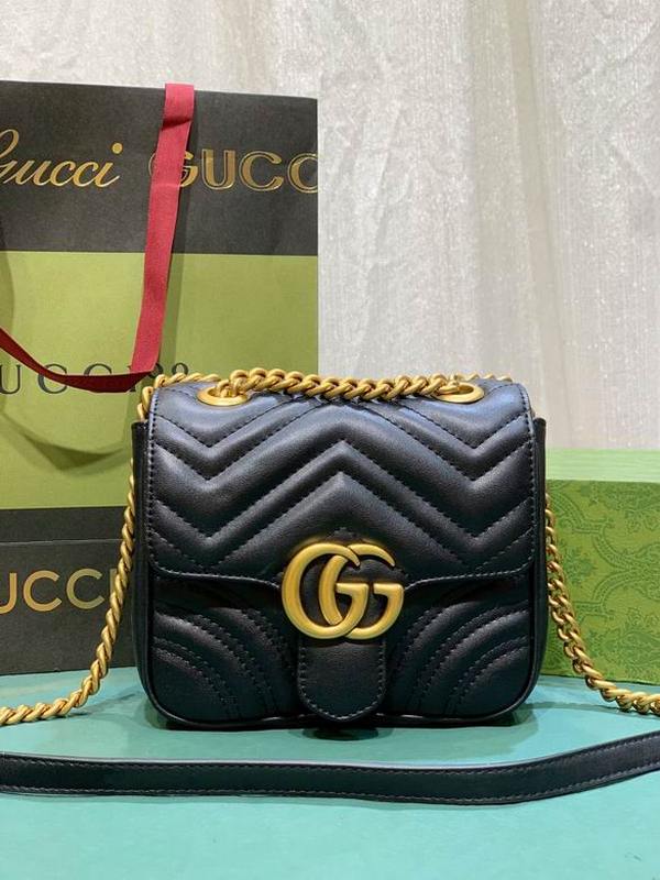 Gucci Handbags 213